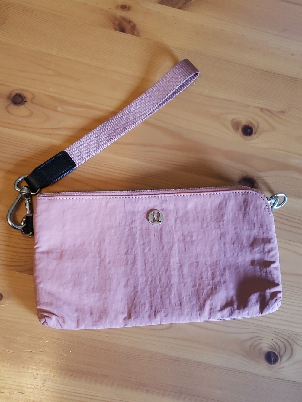Lululemon Athletica Blush Pink Wristlet Pouch